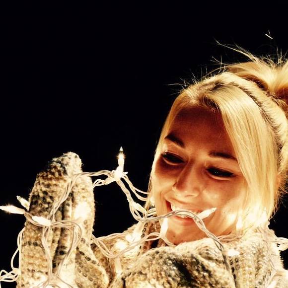 Meet your Posher, Leah - Picture 1 of 1